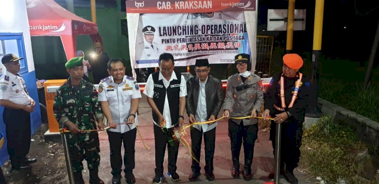 Polres Probolinggo dan Forkopimda Resmikan Palang Pintu JPL 17 Kereta Api di Leces