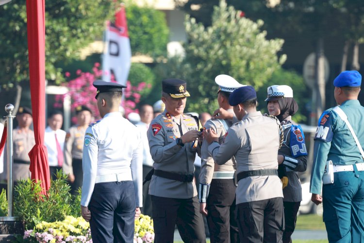 Kapolda Jatim Pimpin Apel Gelar Pasukan Operasi Patuh Semeru 2024