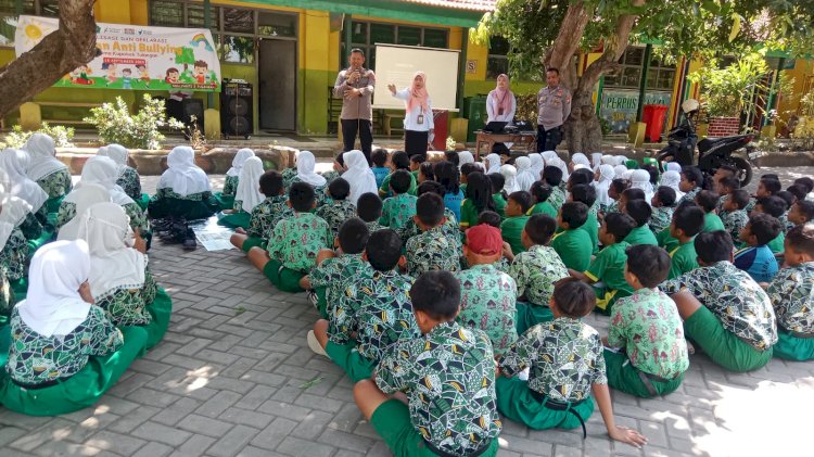 Cegah Bullying, Polisi Berikan Edukasi Pelajar SDN Janti Tulangan