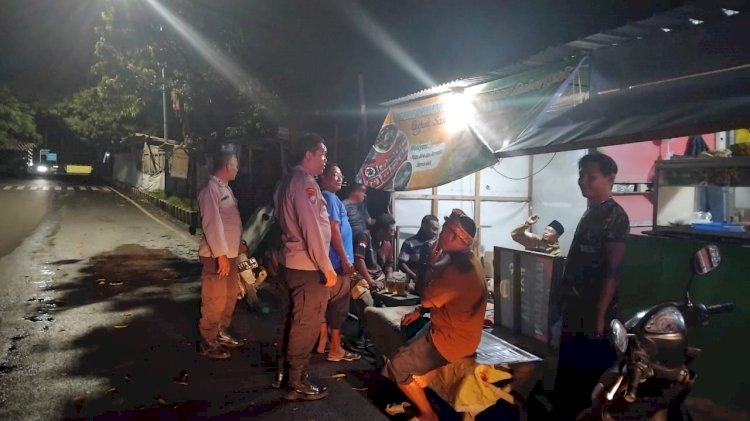 Pasca Nataru, Polres Situbondo Gelar Patroli Blue Light, Cegah Gangguan Kamtibmas Malam Hari