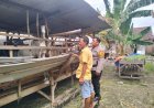 Bhabinkamtibmas-Desa-Gamping-Tinjau-Ternak-Kambing-Dukung-Ketahanan-Pangan