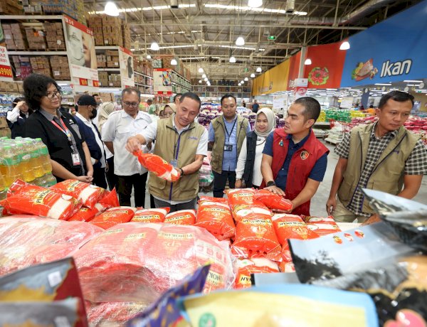 Polda Jatim Cek Izin Edar dan Mutu Pangan Jelang Lebaran