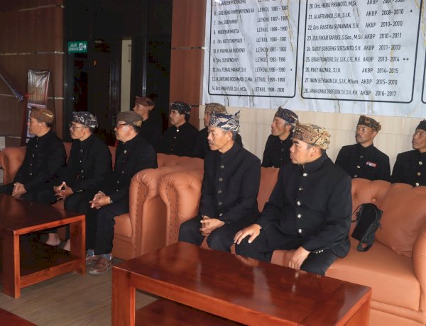 Warga Adat Suku Tengger Apresiasi Polres Probolinggo Pulihkan Citra Pariwisata Bromo