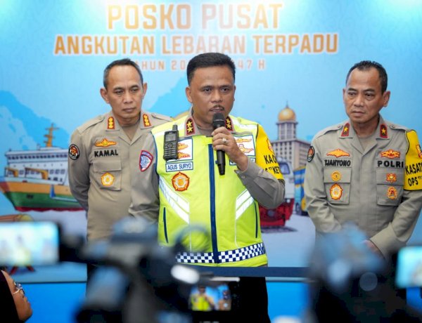 Hadiri Pembukaan Posko Angkutan Lebaran 2026, Kakorlantas Pastikan Hiruk-pikuk Operasi Ketupat Berjalan Lancar