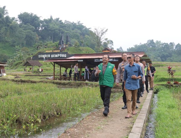 Kapolres Mojokerto Tinjau Objek Wisata di Libur Lebaran Pastikan Keamanan Pengunjung