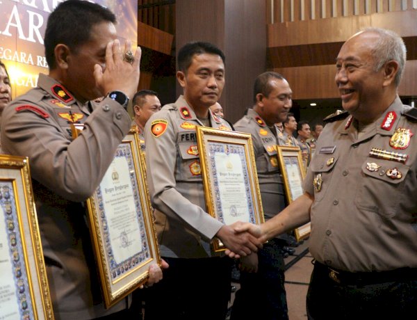 Polres Bojonegoro Torehkan Prestasi, Pelayanan Publik Raih Predikat Prima dari Kapolri