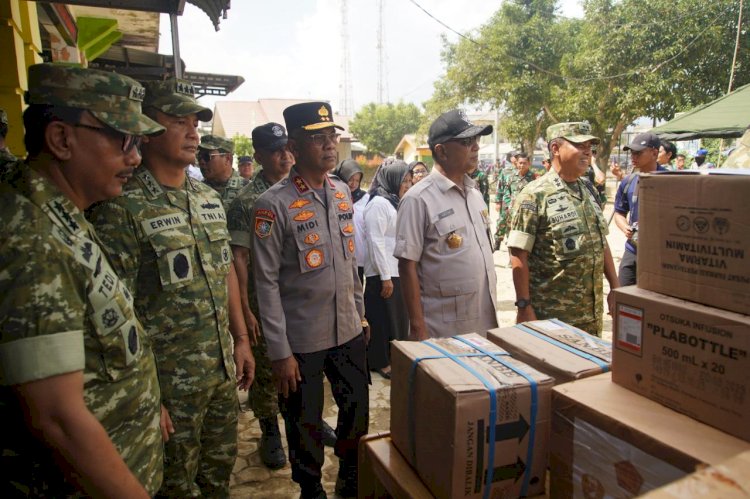 Sinergi TNI Polri Wakil Panglima TNI dan Gubernur Akpol Tinjau Pemulihan Pascabanjir di Aceh Tamiang